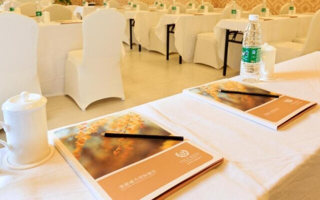 Vilu Reef International Hotel