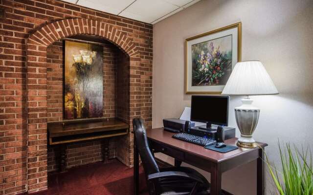 Ramada by Wyndham Ligonier