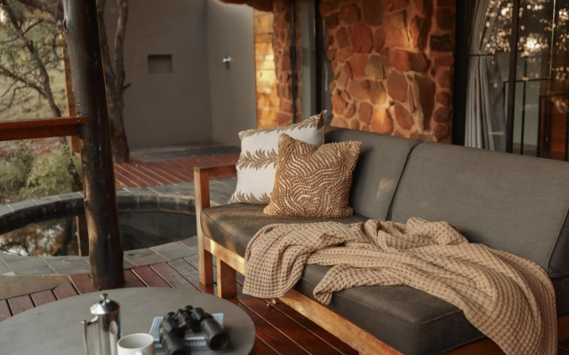 Leopard Mountain Safari Lodge