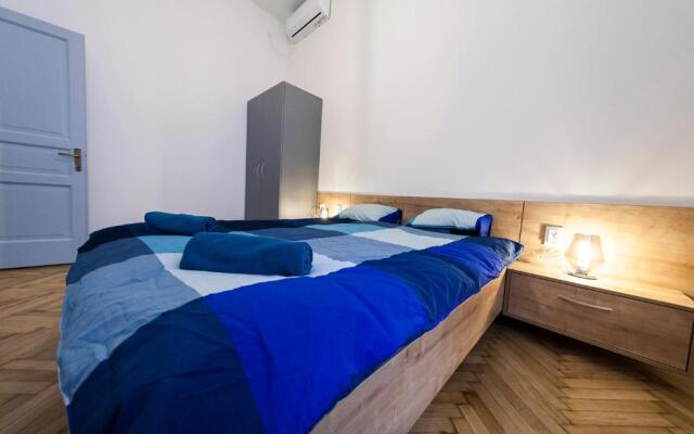 Central Luxury 4A