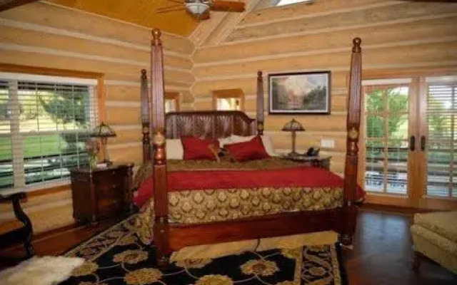 Glacier Mountain Lodge