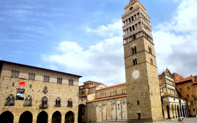 Exquisite Holiday Home in Pistoia With Swimming Pool