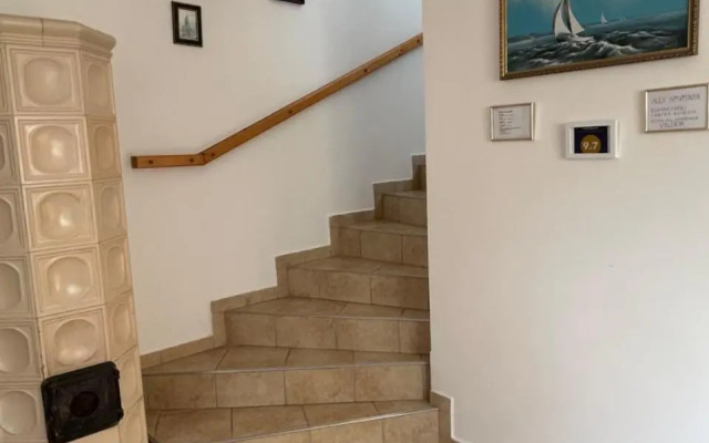 Alex Apartman