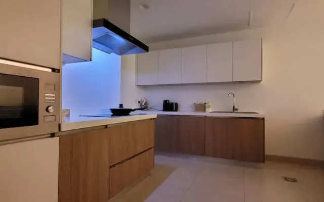 Goldcrest Luxury Apartments