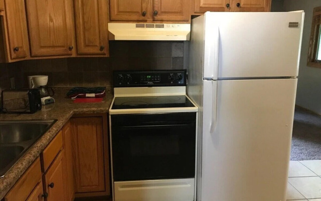 Updated and Cozy 2-bedroom in Rochester