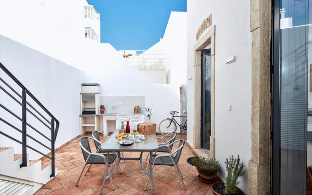 Pereiras House of Charm - Downtown