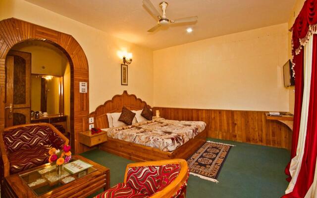 Kartik Holiday Cottage Manali