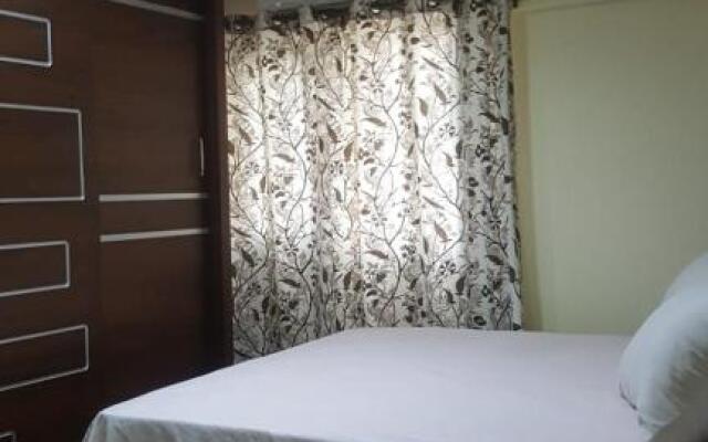 City squer apartment sea view