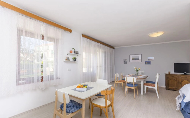 Apartments and Rooms Antee