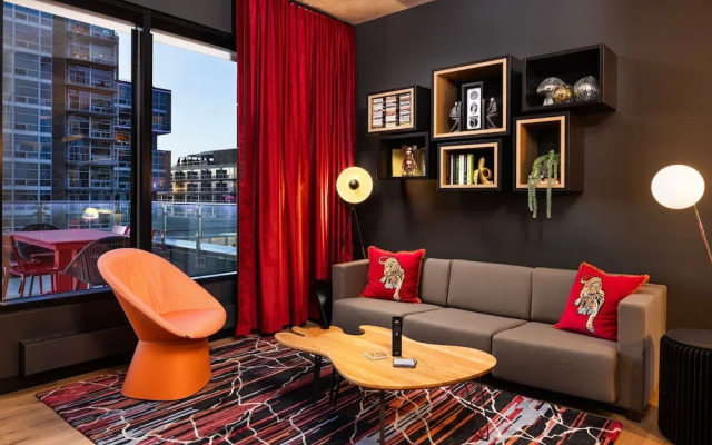 Moxy Madison Downtown