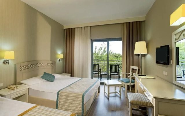 Greenwood Suites Resort