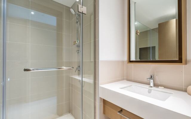 Spacious Apt With Spectacular Burj Khalifa Views