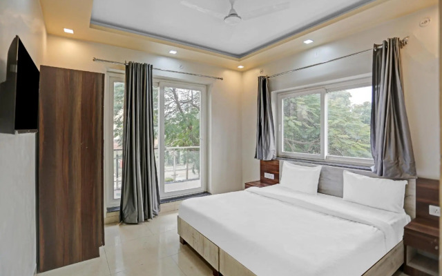 OYO 85795 Hotel Expo View