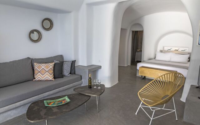 Elysian Santorini