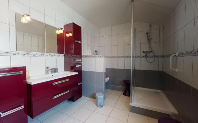 Aux Bijoux de Colmar - Le Saphir - 1 PARKING GRATUIT