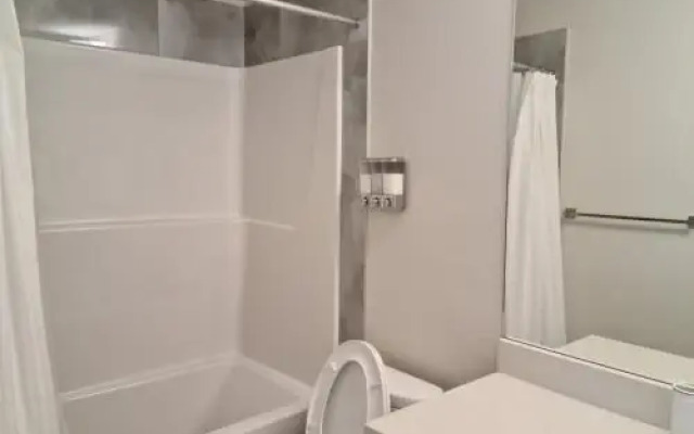 Creekwood Lodgette 3-Bedroom Luxury Suite