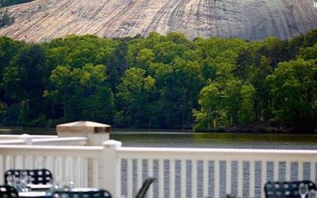 Atlanta Evergreen Lakeside Resort 