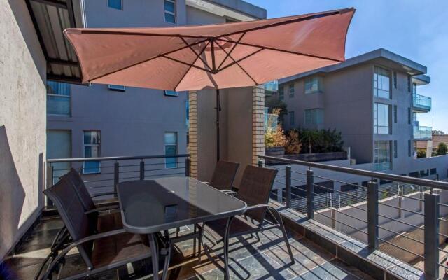Upmarket Sandton apartment