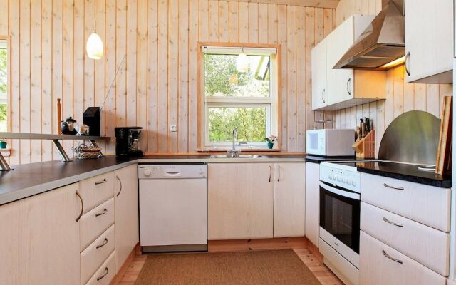 Comfortable Holiday Home in Rødby Near Sea