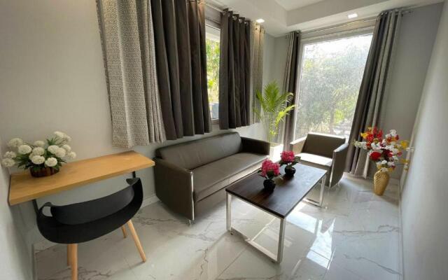 The Empire - Signature tower, Gurgaon