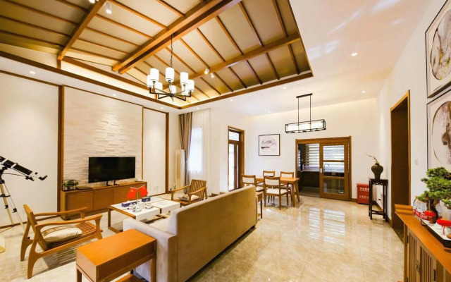 Arcadia International Resort Hotel