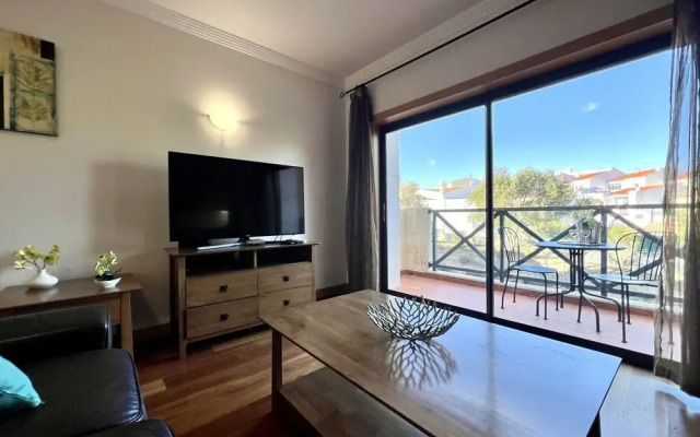 Albufeira Modern 4 With Pool by Homing