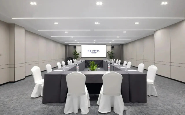 Novotel Jiaxing Port Area