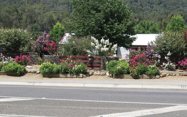 Gatekeepers Traditional Bed & Breakfast