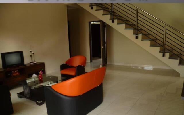 Twin House