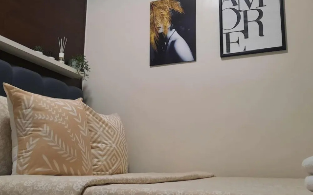 Sleeps 2 With Netflix and Free Wi-fi