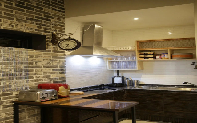 96BunZ Travellers Lodge