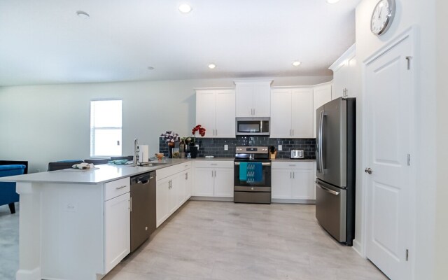 1594 Sandbagger Drive