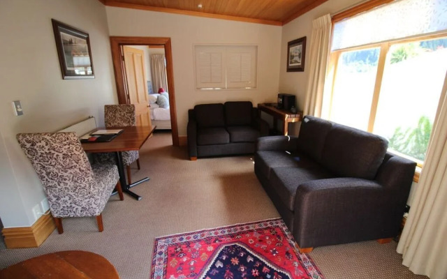 Stonehouse Boutique Apartments