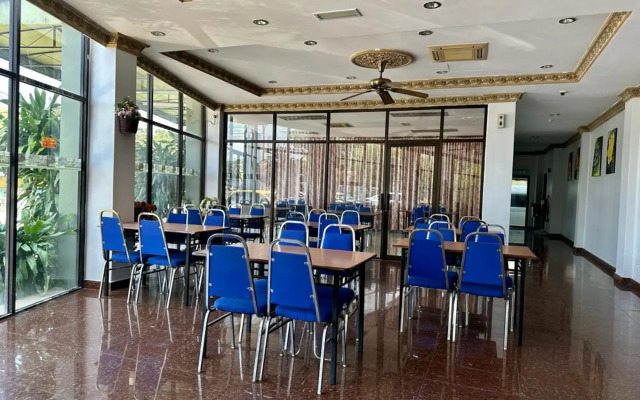 Baron Hotel