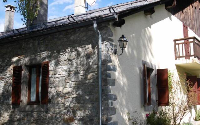 5BR Chalet 300m from center Chamonix