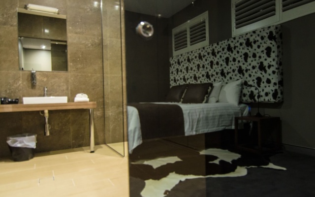 Junction Hotel – Guest Rooms – Newcastle