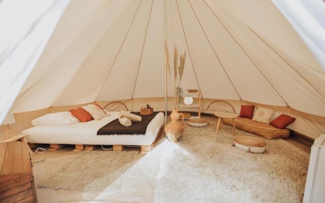 Cocooning Tipi