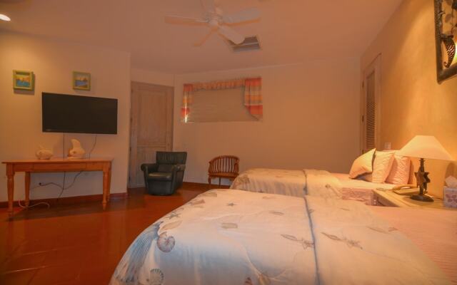 Spacious with Convenient Cabo Location, Villa Ballena