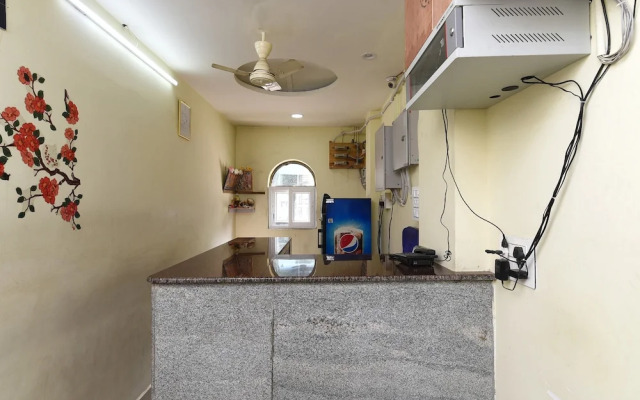 OYO 28367 Akshaya Grand