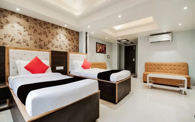 SVR Hotel & Banquet by OYO Rooms