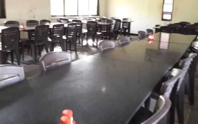 Hotel Shyam Farm House and Resort