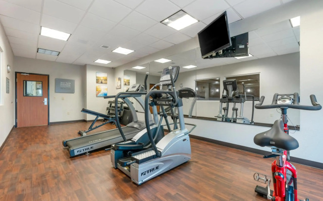 Comfort Suites Redding - Shasta Lake