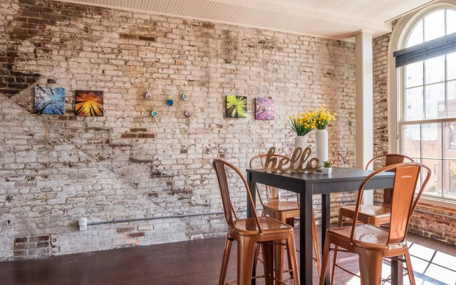 FRONTDESK 111 W Main St Apts Downtown Louisville