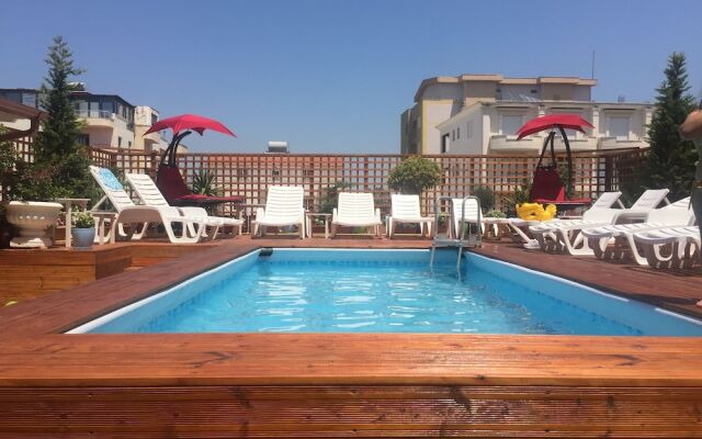 Hotel Sunrise Cameria