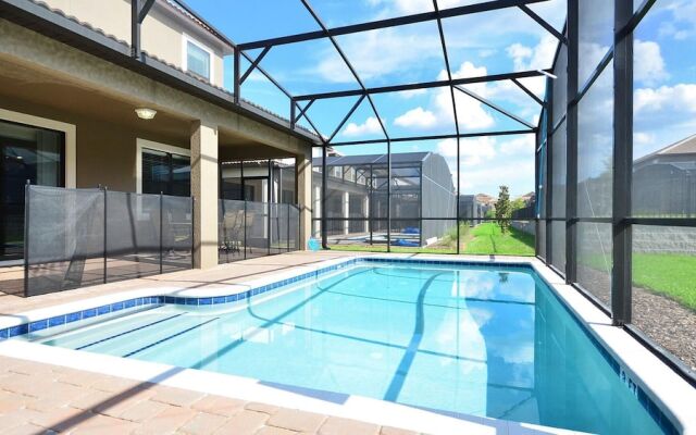 1424 Rolling Fairway Drive