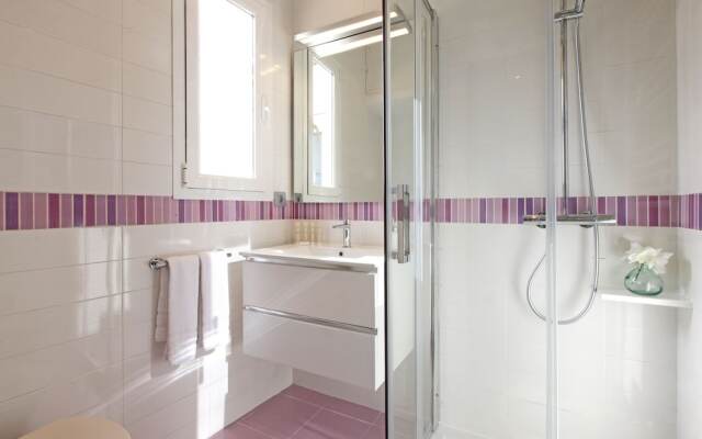 Sofia II by Madflats Collection
