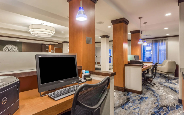 Fairfield Inn & Suites by Marriott Madison East