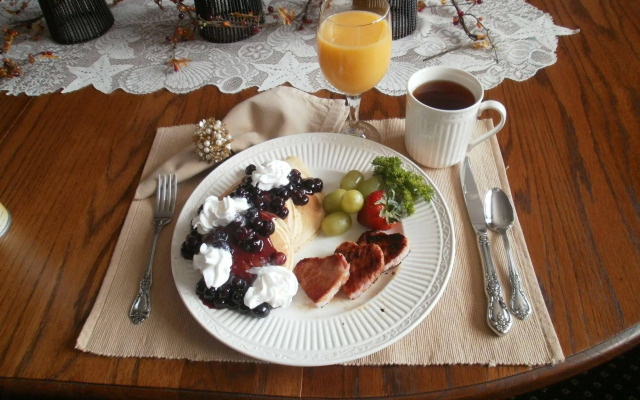 The Collins House Inn