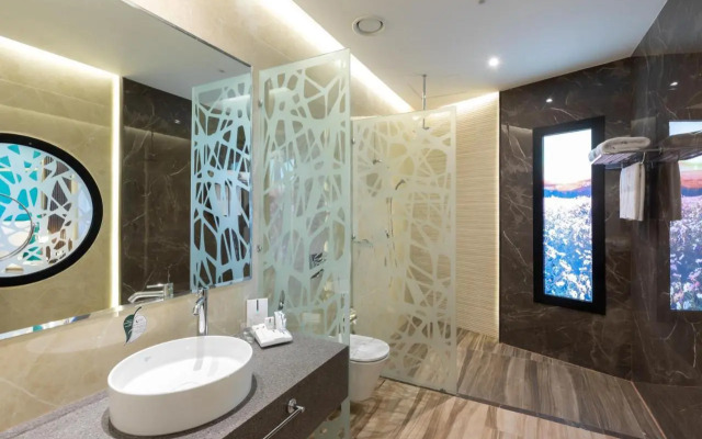 Le Reve Hotel