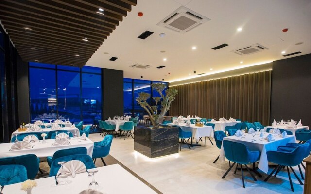 Astoria Luxury & Spa